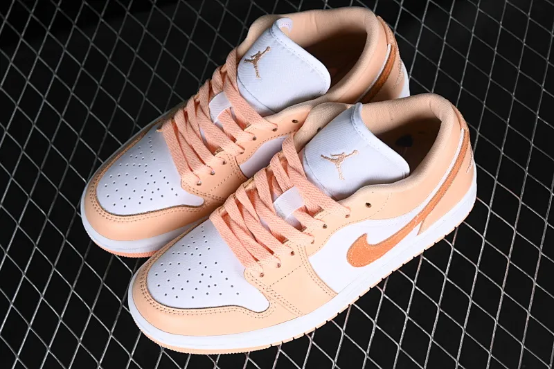All categories Air Jordan Jordan series basketball shoes Air Jordan 1 Low G version pure original Air Jordan 1 Low AJ1 Joe 1 white orange low-top cultural leisure sports sneakers DC0774-801